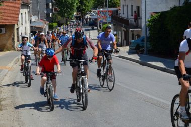 Otvori galeriju Hodocasce-na-biciklima-u-cast-sv-Ante_02.JPG