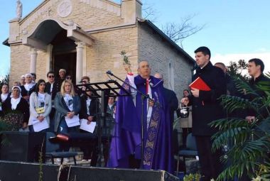 Otvori galeriju vinko-kajmak-krizni-put_07.jpg