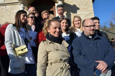 Otvori galeriju vinko-kajmak-krizni-put_26.jpg