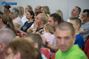 Otvori galeriju hodocasce-obitelji-kraljici-mira-2020-22.jpg