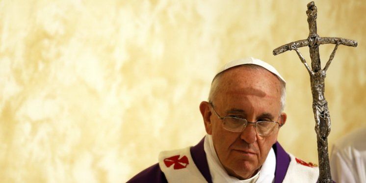 Papa: Neka Crkva zadrži samo imovinu potrebnu za milosrđe