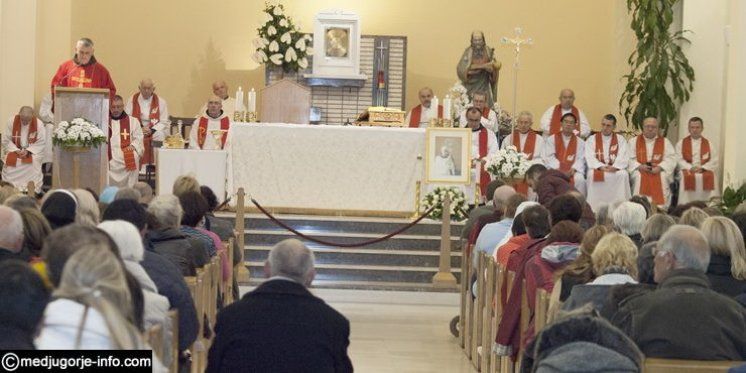 Sv. misa u Međugorju u spomen žrtvama proteklih ratova
