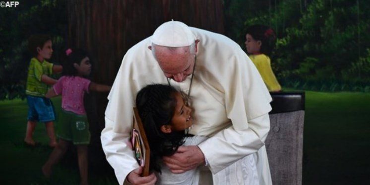 Papa: Braća se ne smiju birati, nego se trebaju zagrliti
