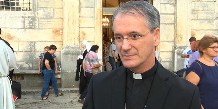 Mons. Dražen Kutleša pojasnio je s kakvim je osjećajima primio odluku pape Franje o njegovu imenovanju za nadbiskupa koadjutora Splitsko-makarske nadbiskupije