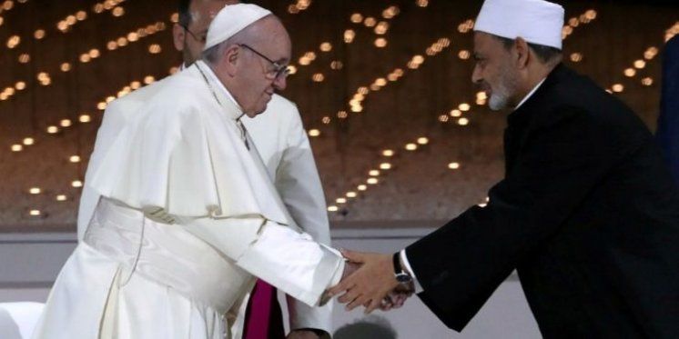 Poruka pape Franje za Međunarodni dan ljudskog bratstva: Svi imamo istog Oca