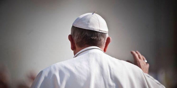 Papa Franjo  poručio da je pobačaj ubojstvo i da Crkva neće prihvatiti istospolne brakove