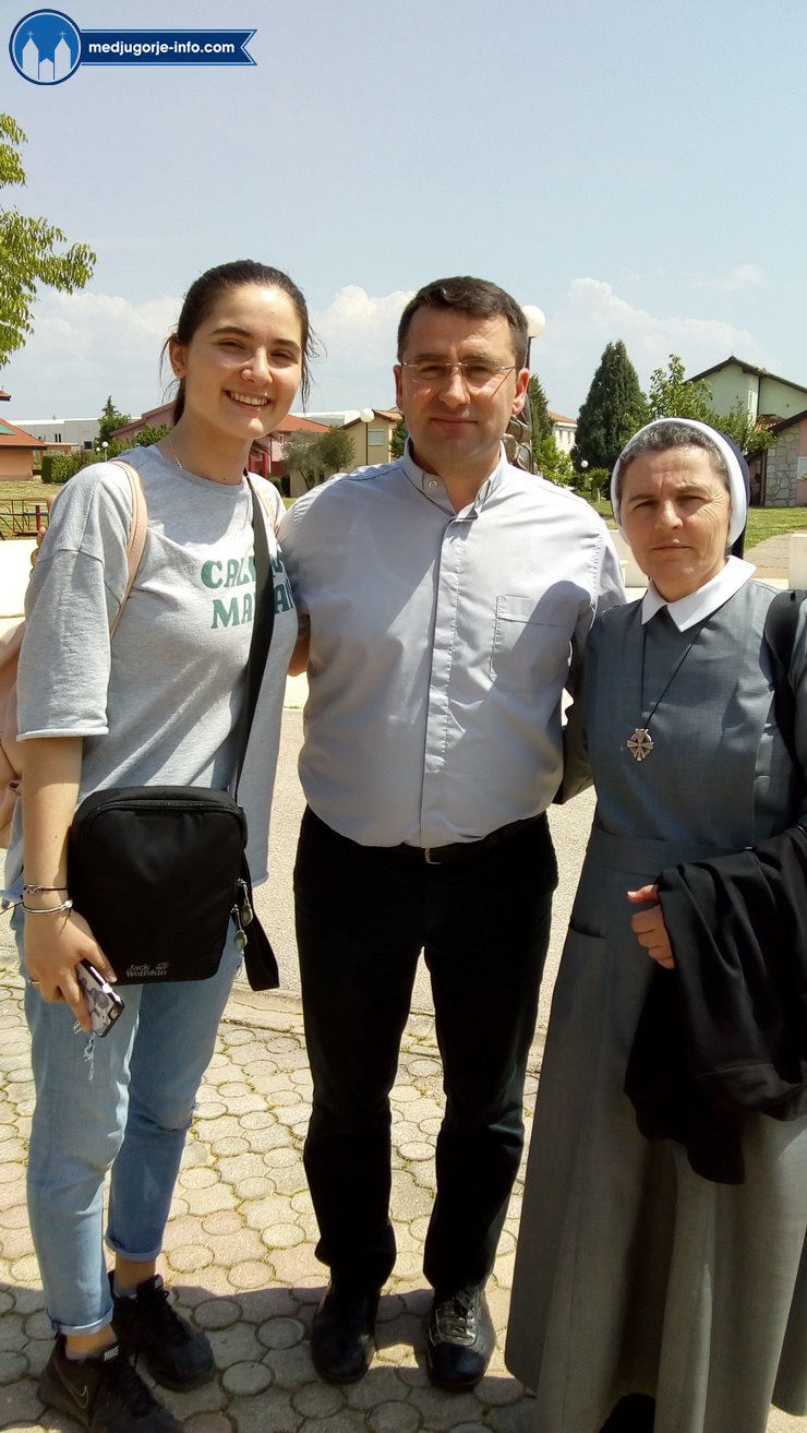 hodocasnici-iz-albanije.jpg