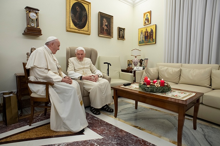 papa-franjo-ratzinger-bozic-2018-2.jpg
