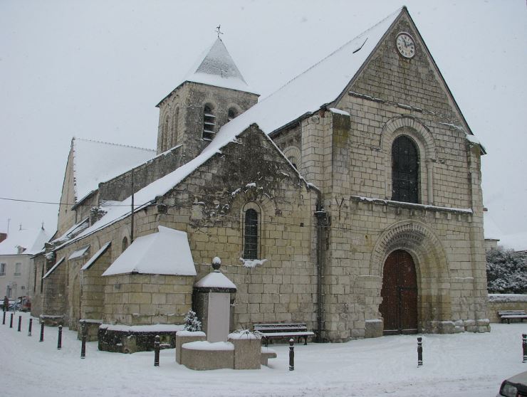 ile-bouchard-crkva.jpg