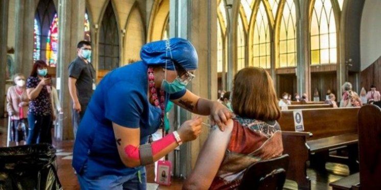 Čile. Katedrala u Osornu postala mjesto za cijepljenje