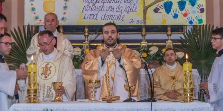 Prva mlada misa u Nerezinama nakon 84 godine